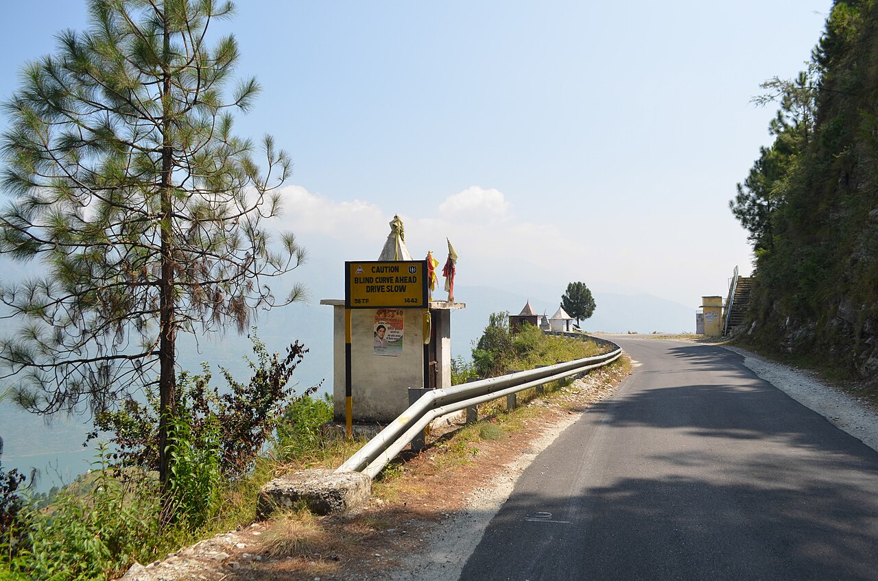 公路护栏