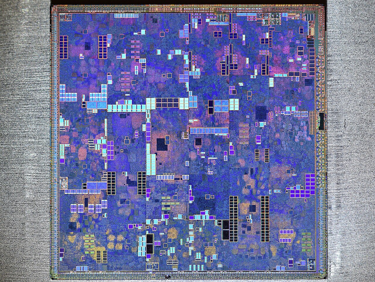 NVIDIA G70 裸片